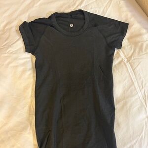 Black Lululemon Tee Shirt